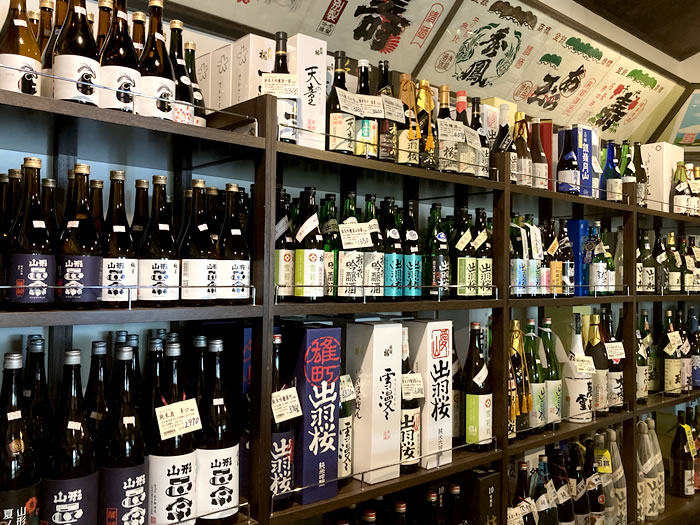 山形県産 地酒とワインの店 酒蔵 佐藤酒店